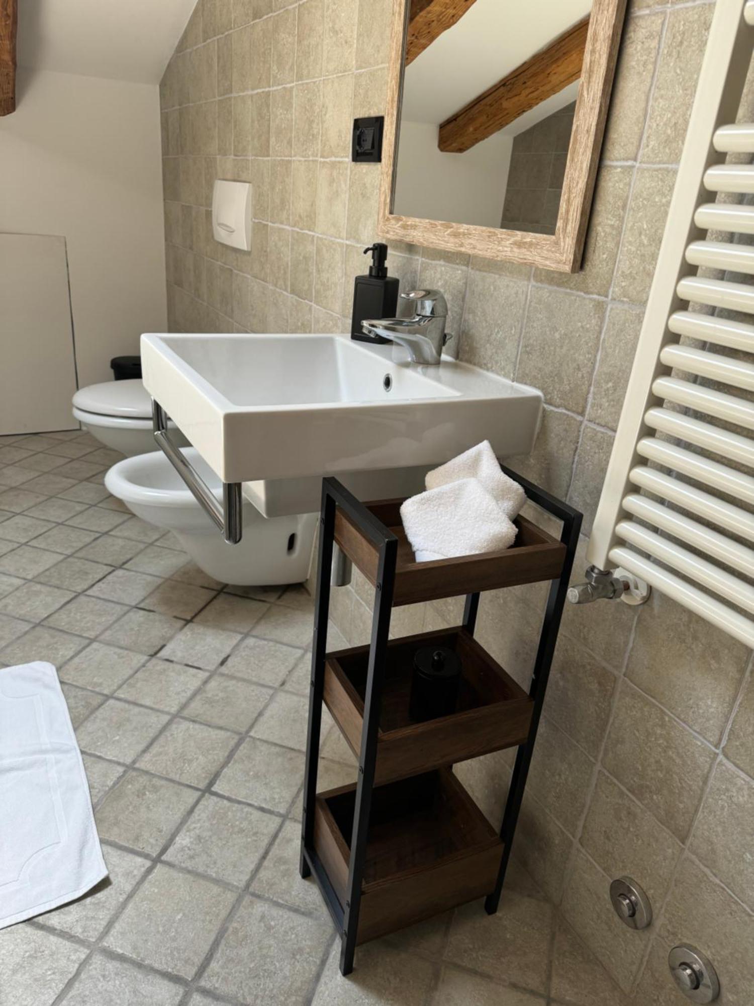 Lex 4 Sauna -Trieste Center Bagian luar foto