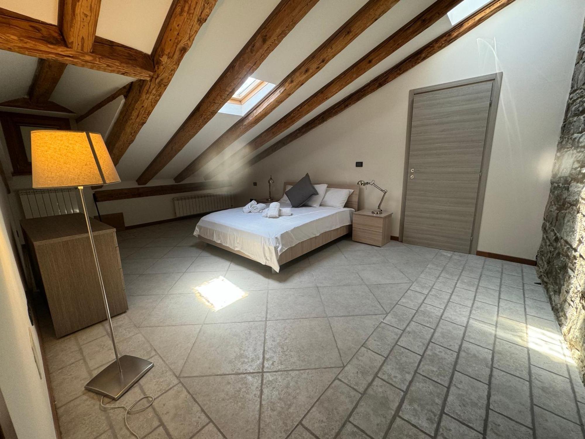 Lex 4 Sauna -Trieste Center Bagian luar foto
